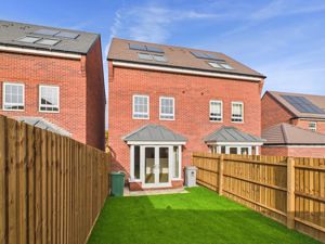 Photo 17- click for photo gallery